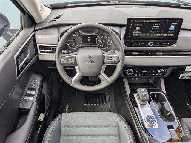 new 2025 Mitsubishi Outlander car, priced at $30,996