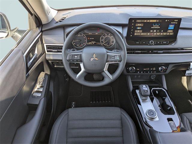 new 2025 Mitsubishi Outlander car, priced at $30,463