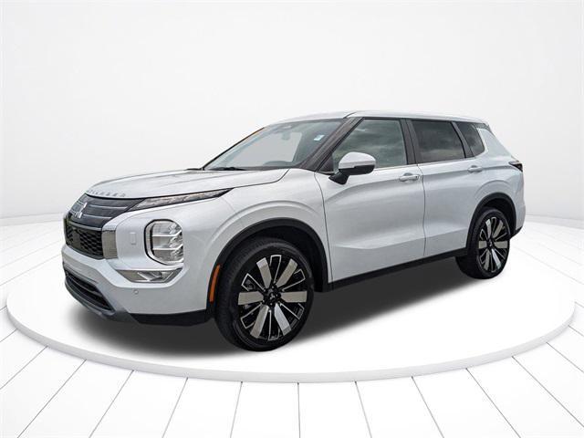 new 2025 Mitsubishi Outlander car, priced at $31,701