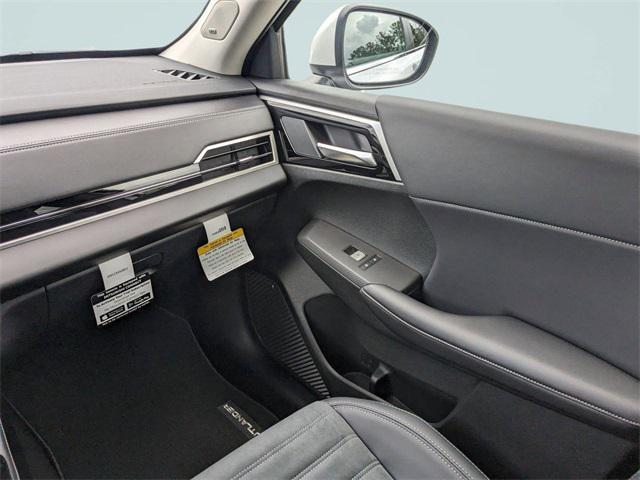 new 2025 Mitsubishi Outlander car, priced at $31,701
