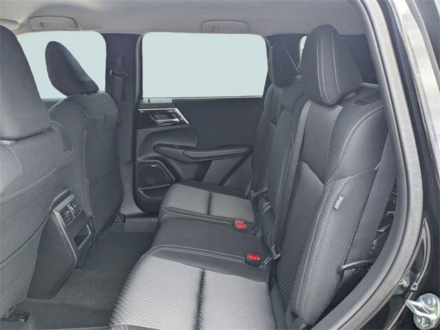 new 2025 Mitsubishi Outlander car, priced at $28,696