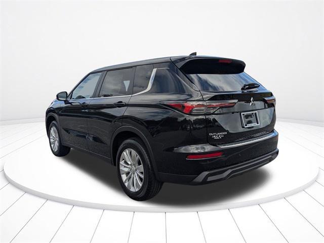 new 2025 Mitsubishi Outlander car, priced at $28,696