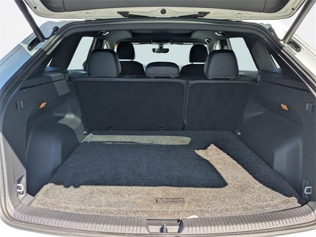 used 2021 Volkswagen Atlas Cross Sport car, priced at $19,000