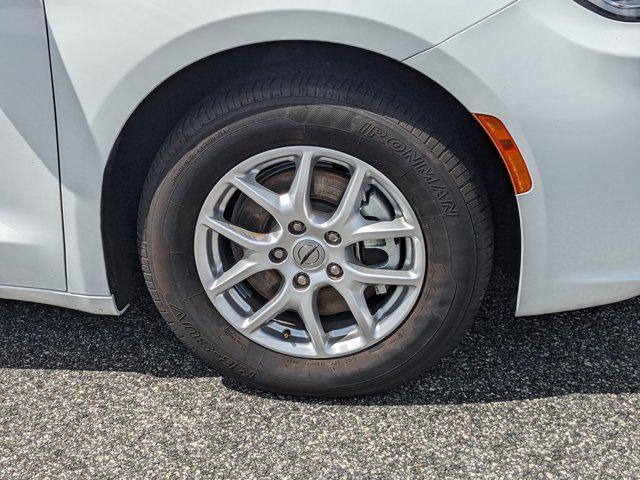 used 2023 Chrysler Pacifica car, priced at $21,413