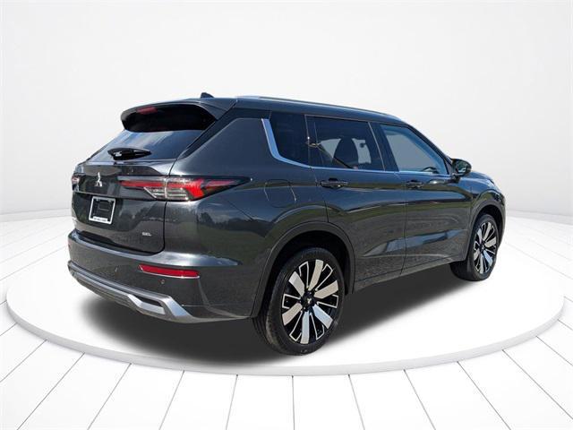 new 2025 Mitsubishi Outlander car, priced at $33,739
