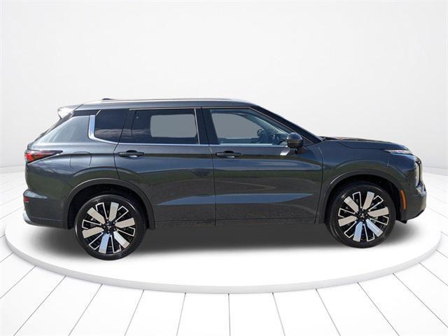 new 2025 Mitsubishi Outlander car, priced at $33,739