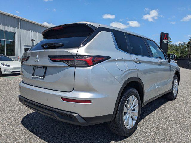 new 2025 Mitsubishi Outlander car, priced at $28,120