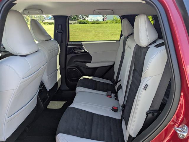 new 2025 Mitsubishi Outlander car, priced at $28,367