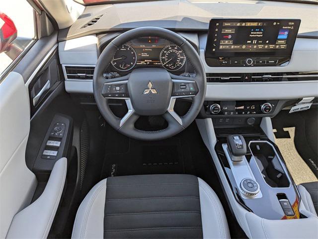 new 2025 Mitsubishi Outlander car, priced at $28,367