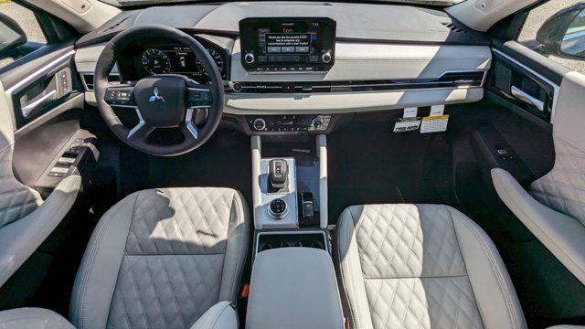 new 2024 Mitsubishi Outlander car, priced at $34,275