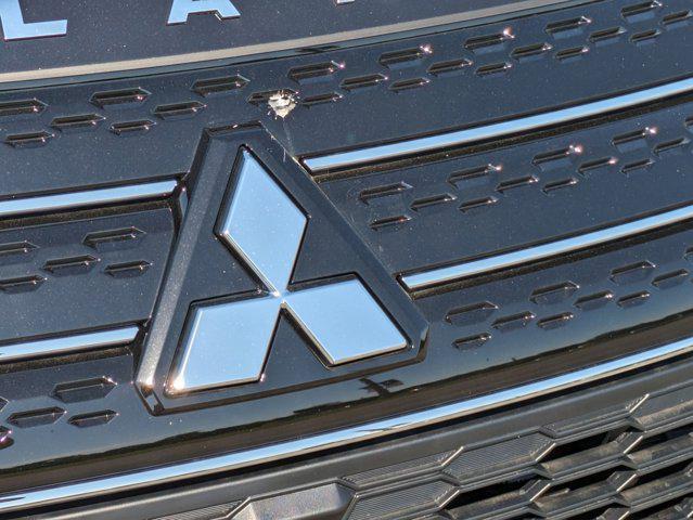 new 2024 Mitsubishi Outlander car, priced at $31,975