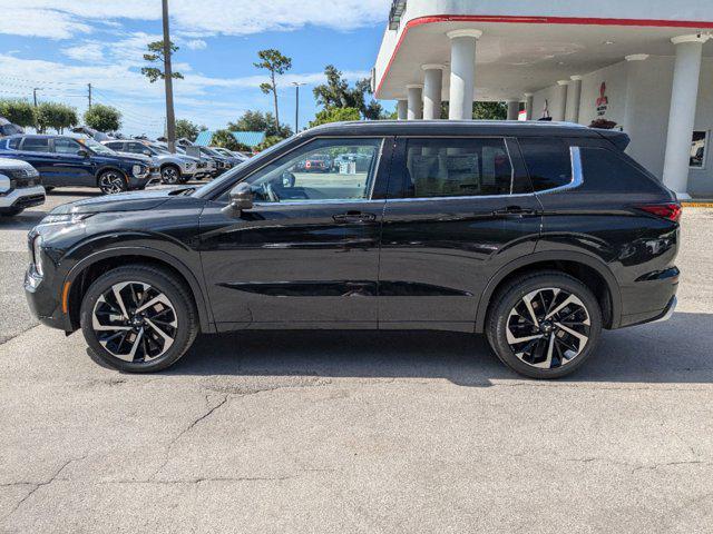 new 2024 Mitsubishi Outlander car, priced at $31,065