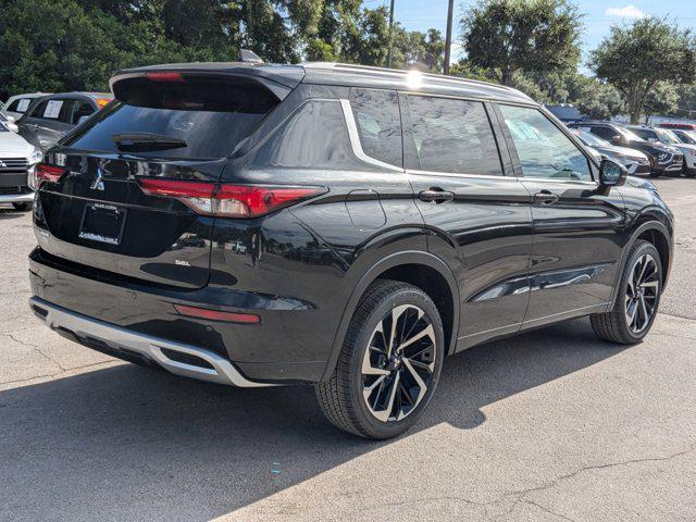 new 2024 Mitsubishi Outlander car, priced at $31,065