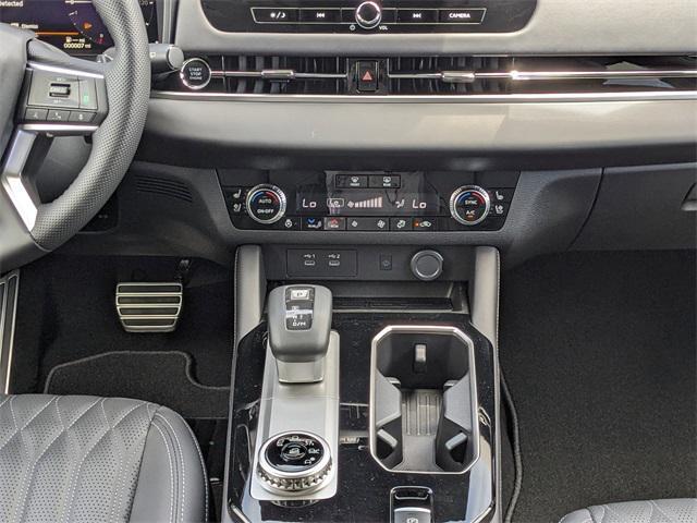 new 2025 Mitsubishi Outlander car, priced at $34,190