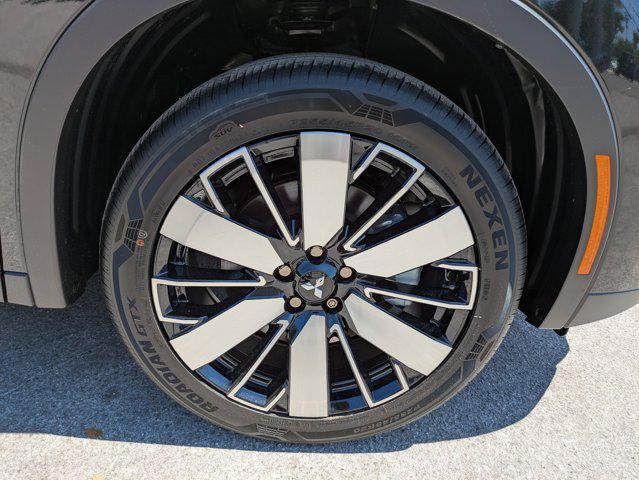 new 2025 Mitsubishi Outlander car, priced at $34,645