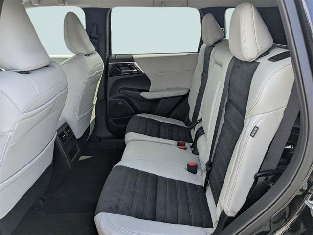 new 2025 Mitsubishi Outlander car, priced at $30,209