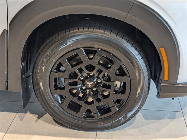new 2025 Mitsubishi Outlander car, priced at $41,065