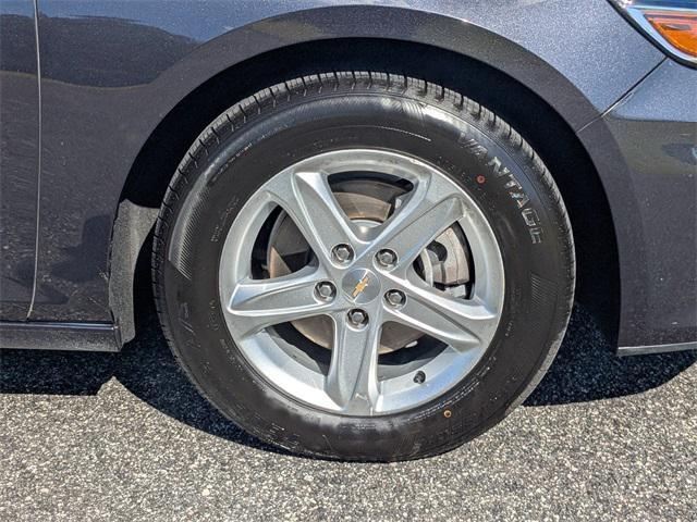used 2023 Chevrolet Malibu car, priced at $15,800