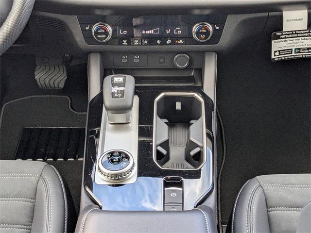 new 2025 Mitsubishi Outlander car, priced at $29,721