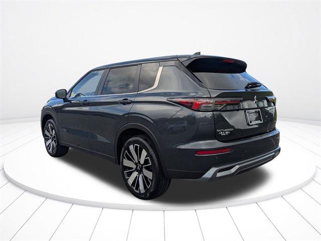 new 2025 Mitsubishi Outlander car, priced at $29,721