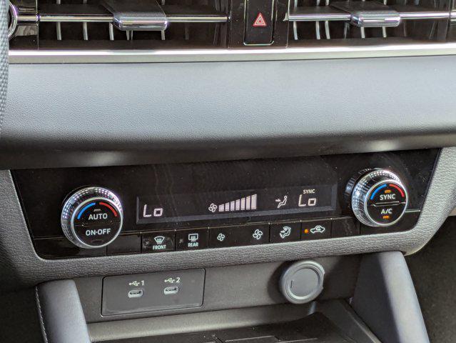 new 2025 Mitsubishi Outlander car, priced at $28,425
