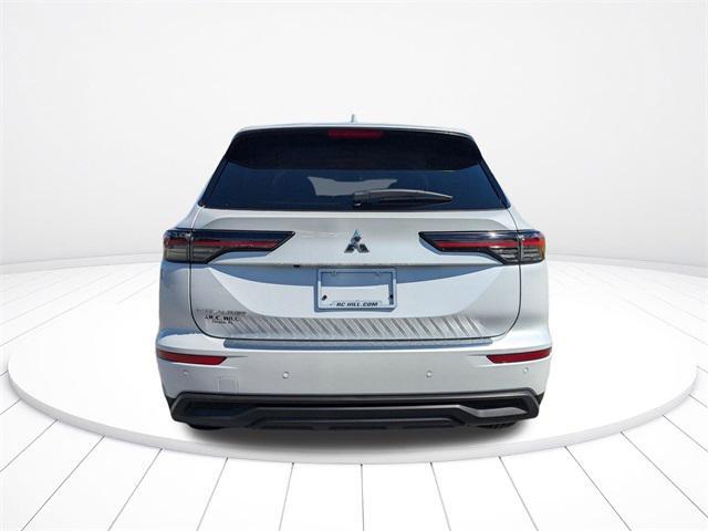 new 2025 Mitsubishi Outlander car, priced at $27,343