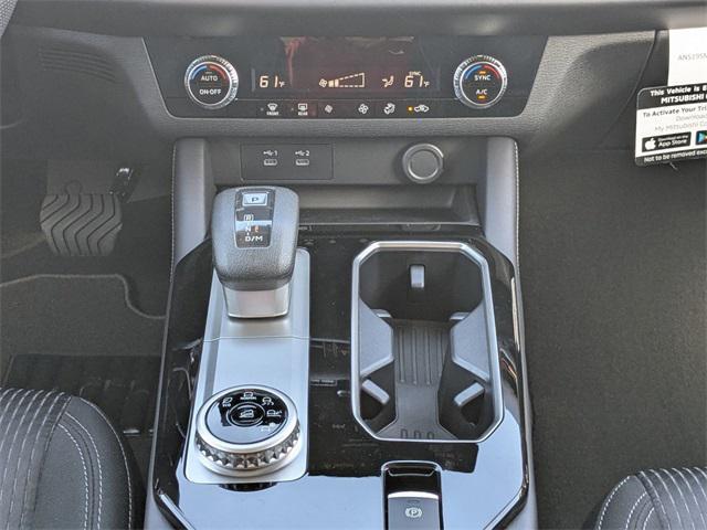 new 2025 Mitsubishi Outlander car, priced at $27,343