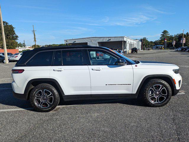 used 2022 Jeep Grand Cherokee car, priced at $34,607