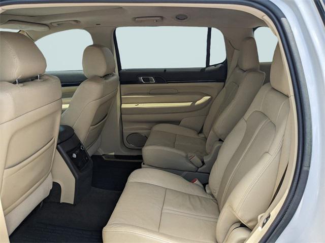 used 2019 Lincoln MKT car, priced at $14,500