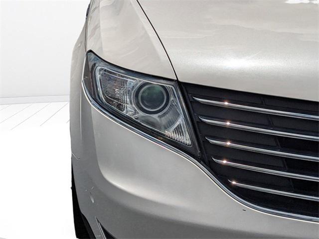 used 2019 Lincoln MKT car, priced at $14,500