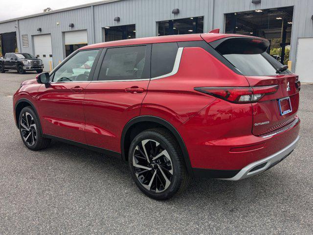 new 2024 Mitsubishi Outlander car, priced at $30,385