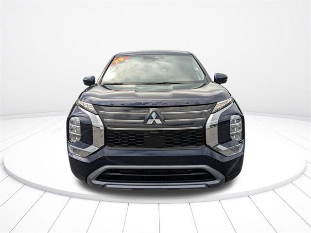 new 2025 Mitsubishi Outlander car, priced at $29,721