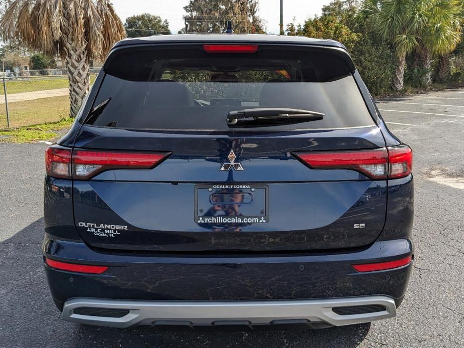 new 2024 Mitsubishi Outlander car, priced at $28,060