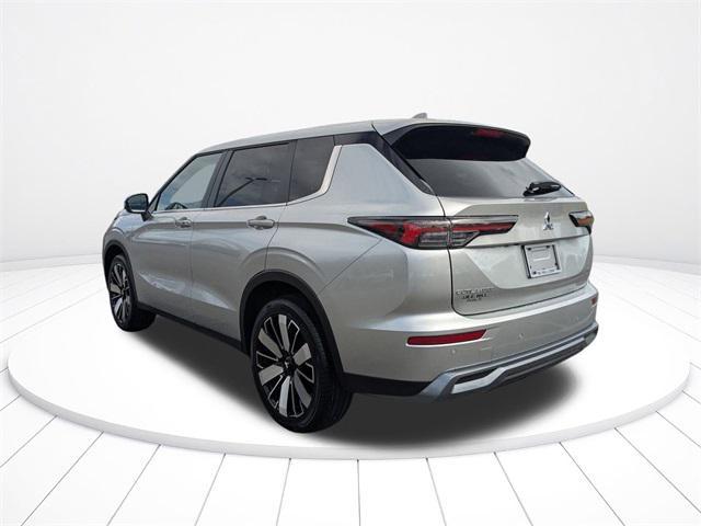 new 2025 Mitsubishi Outlander car, priced at $29,721