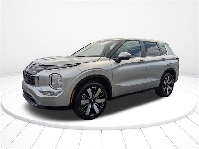 new 2025 Mitsubishi Outlander car, priced at $29,721