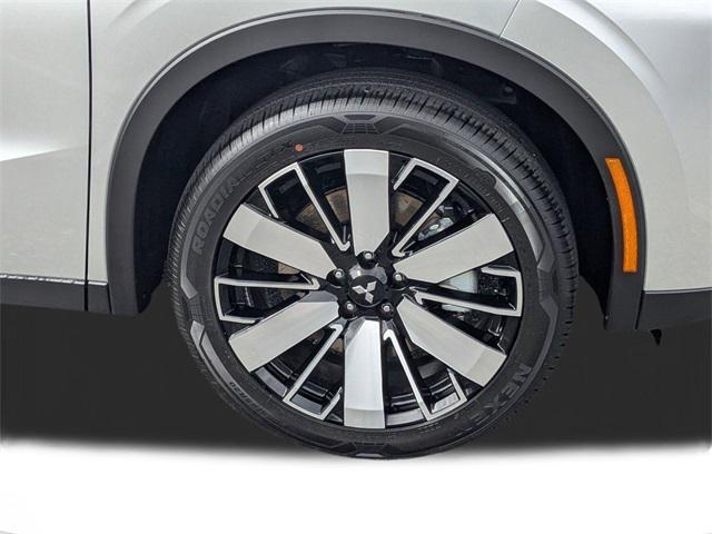 new 2025 Mitsubishi Outlander car, priced at $29,721