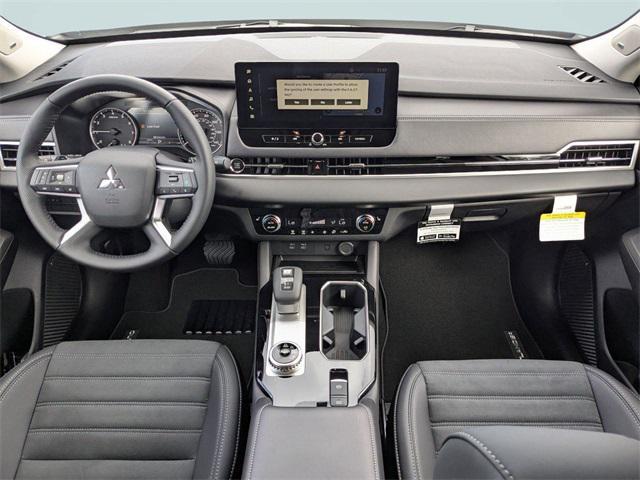 new 2025 Mitsubishi Outlander car, priced at $29,721