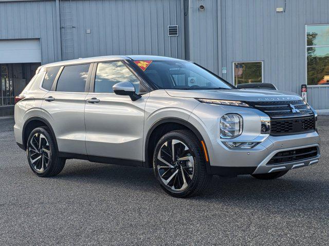 new 2024 Mitsubishi Outlander car, priced at $27,990