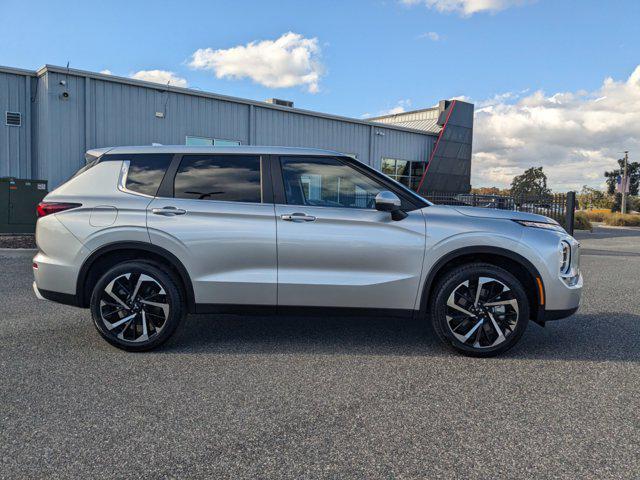 new 2024 Mitsubishi Outlander car, priced at $27,990