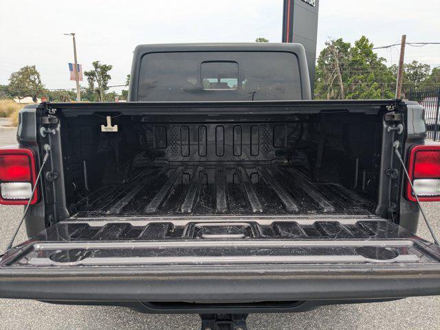 used 2022 Jeep Gladiator car, priced at $28,195