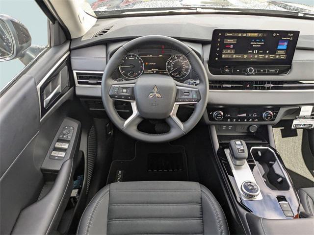 new 2025 Mitsubishi Outlander car, priced at $29,721