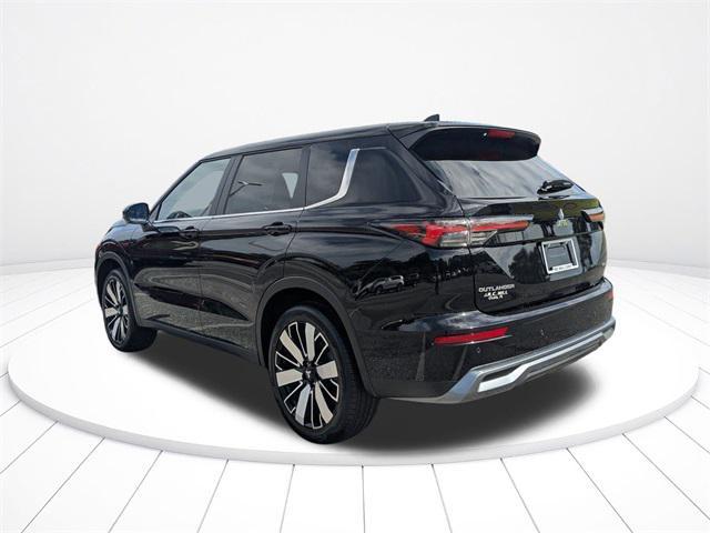 new 2025 Mitsubishi Outlander car, priced at $29,721