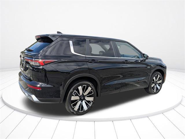new 2025 Mitsubishi Outlander car, priced at $29,721
