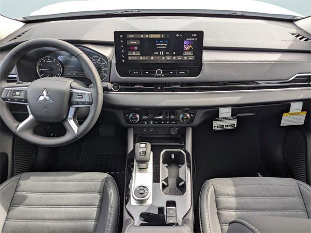 new 2025 Mitsubishi Outlander car, priced at $30,463