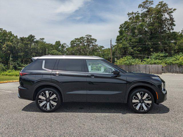 new 2025 Mitsubishi Outlander car, priced at $44,590