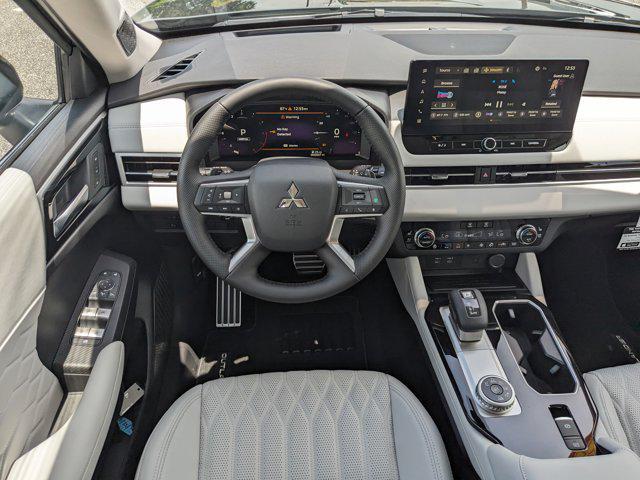 new 2025 Mitsubishi Outlander car, priced at $44,590