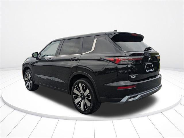 new 2025 Mitsubishi Outlander car, priced at $30,008