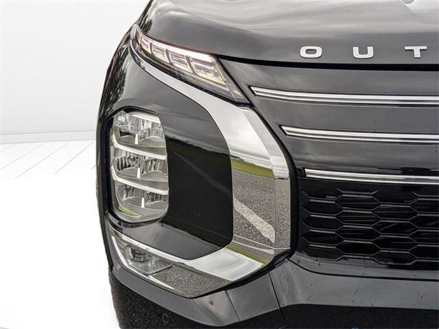 new 2025 Mitsubishi Outlander car, priced at $30,008