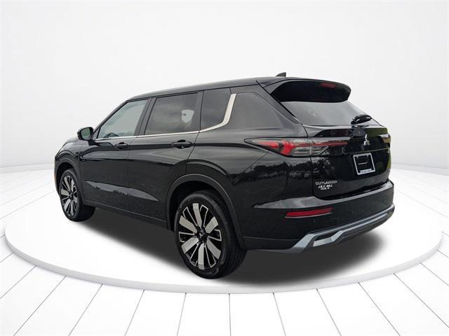 new 2025 Mitsubishi Outlander car, priced at $28,178
