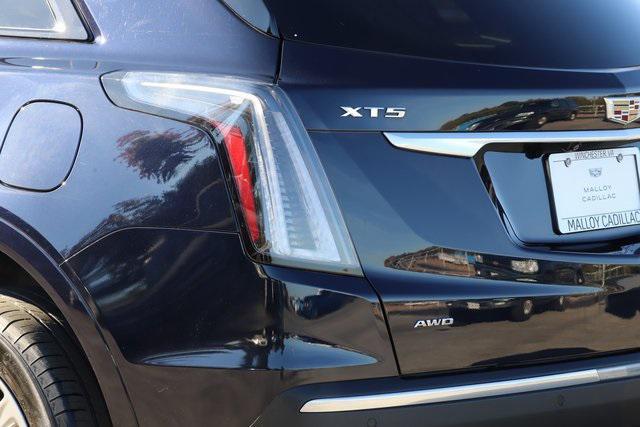used 2021 Cadillac XT5 car, priced at $32,000